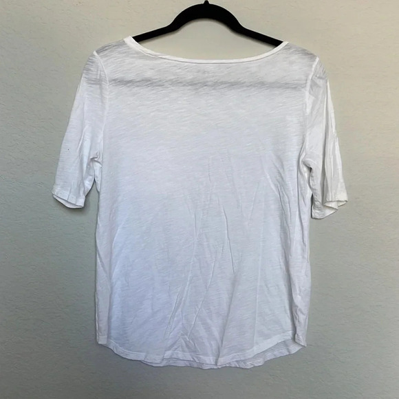 LOFT Pocket White Tee - YAY pocket - Picture 4 of 4